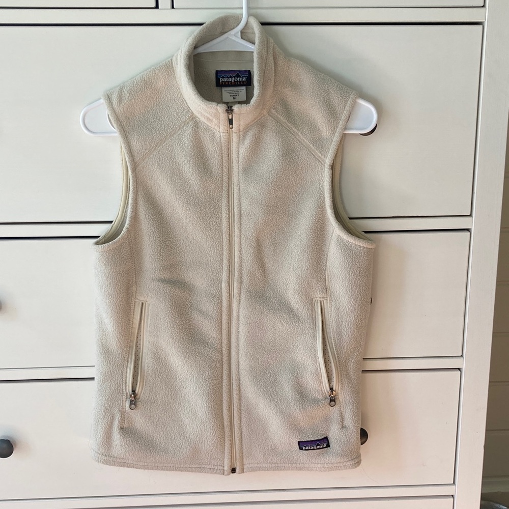Patagonia Off-White Fleece Vest